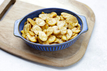 Roasted salted broad beans snack