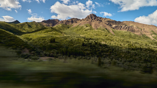 Moutain range alaska 