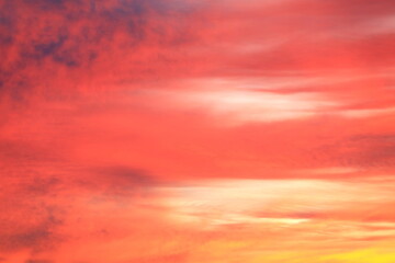 燃えるような朝焼け