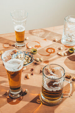 We are drinking beer.