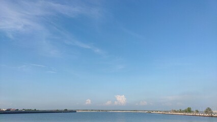 Hot morning at Malabon dike