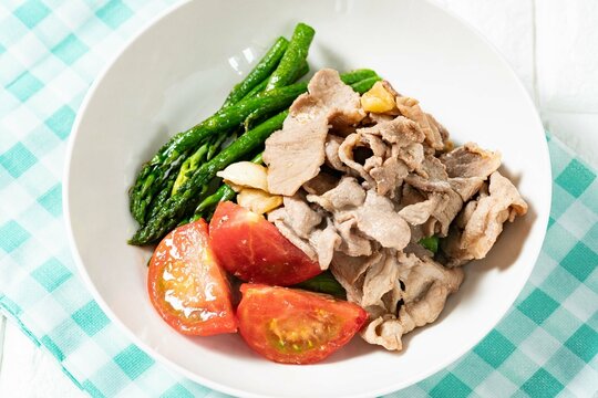 夏野菜と冷しゃぶ　日本食　家庭料理