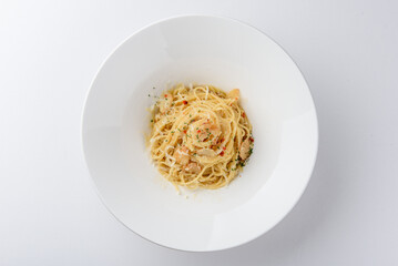 The image of the restaurant pasta 토마토 크림 로제 비프 파스타 접시 사진 