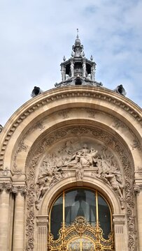 Time lapse of people moving in front of the Petit Palais in the 8th arrondissement in daylight. Vertical, Paris, France