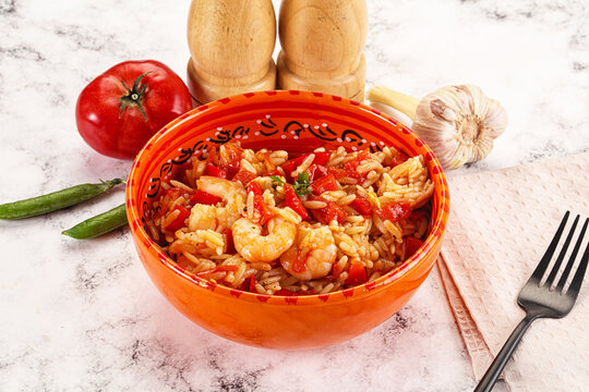 Italian pasta orzo with prawn