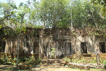 Fototapeta premium ruínas de paricatuba, em Iranduba, Amazonas, nas margens do Rio Negro 
