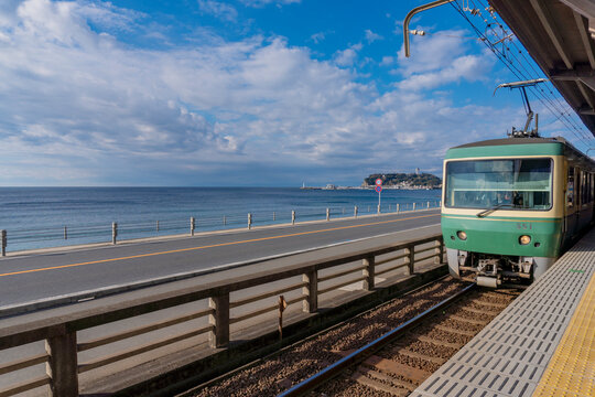 鎌倉高校前駅 Images – Browse 93 Stock Photos, Vectors, and Video