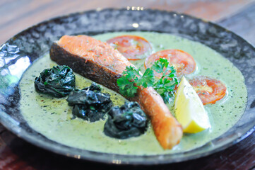 salmon steak in pesto sauce ,salmon steak with vegetable and pesto sauce