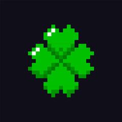 Fototapeta premium Quatrefoil 8-bit icon, quatrefoil pixel item for game interface, quatrefoil game element resource.