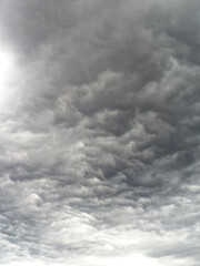 Obraz premium Brooding Sky: A Canvas of Storm Clouds