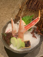 新鮮で美味しいカニの刺身