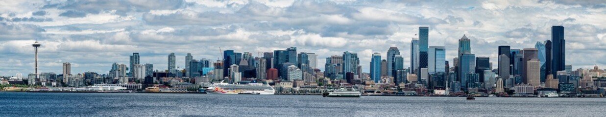 Obraz premium Panorama image of the Seattle skyline.
