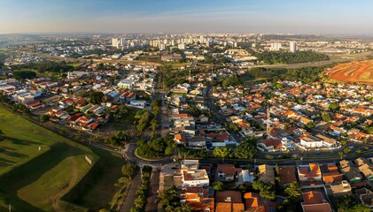Fototapeta premium Foto aérea da cidade de Campinas, uma das maiores cidades do estado de São Paulo