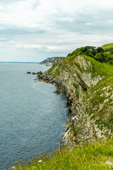 Unterwegs auf dem South West Coast Path ziwschen Lulworth Cove und Durdle Door bei Lulworth - Vereinigtes Königreich