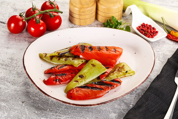 Grilled Bell Pepper - green and red