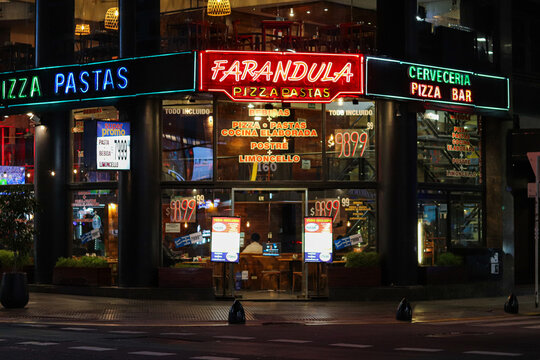 traditional Buenos Aires restaurant La Farandula on Corrientes Avenue