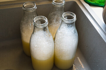 Homemade laundry, Marseille grated soap, manufacturing process, do it yourself, zero waste, eco friendly, natural product for wash and cleaning