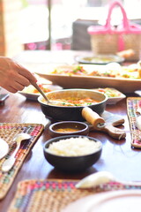 A culinária da França compreende uma grande variedade de pratos e de grande prestígio no mundo, principalmente no ocidente. A grande variedade de queijos, vinhos, carnes e doces é presente