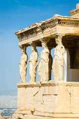 Obraz premium Panoramic view of Erechtheions in Acropolis, Athens, capital of Greece.