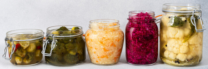 Cabbage fermentation, white cabbage with carrots and sweet peppers, red cabbage with onions, broccoli and Brussels sprouts and cauliflower, sauerkraut, banner