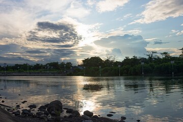Naklejka premium sunset over lake