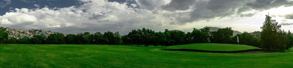 Golf un paseo por lo verde