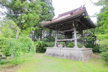 寺の鐘楼