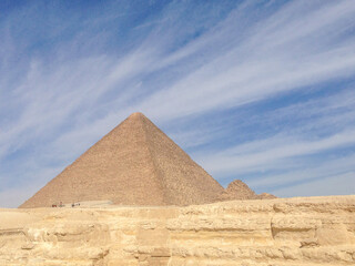 pyramids of giza