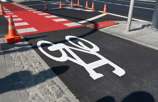 Road Cone, Construction Cone, Red Plastic Warning Sign, Road Witches' Hat, Channelizing Cone on Street