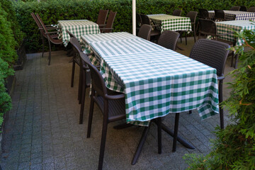 Street Restaurant Table, Empty Cafe Tables, Bistro Seat, Bar Terrace, Outdoor Restaurants, Cafeteria