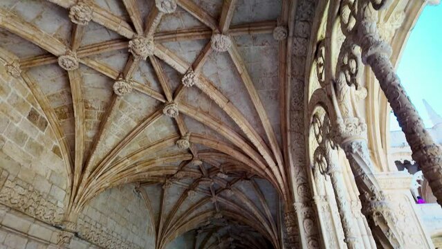 Cloisters of the Hieronymite Monastery and mesh vaults in the courtyard, Mosteiro dos Jeronimos in the district of Belem