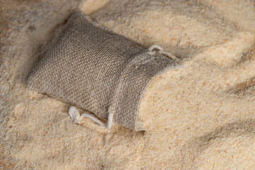 fresh crumbly bread crumbs from dehydrated white bread