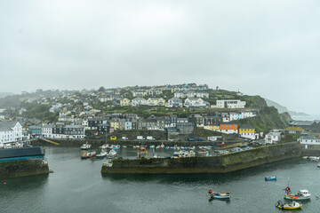 Spaziergang bei typischen englischen Regenwetter durch das kleine Fischerdorf Mevagissey - Cornwall...