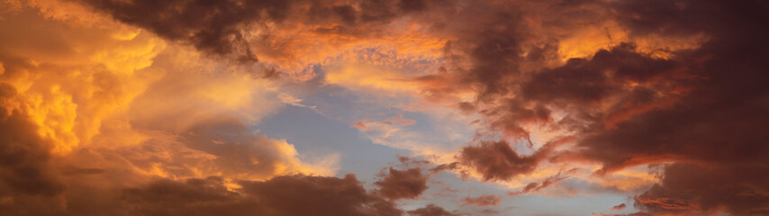 Naklejka premium atardecer, panoramica, cielo, naranja, hermoso atardecer, paisaje, puesta de sol