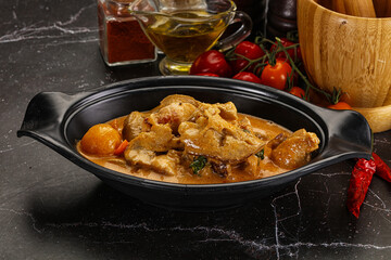 Thai Tom yum soup with chicken
