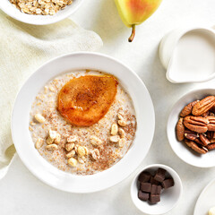 Oat porridge with caramelized pear and peanut