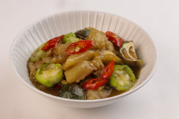 Thai Beef Tendon Soup or Ngaj Nyuj Leeg Hau