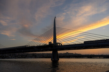 Fototapeta premium View the fantastic night view of Istanbul from the dockside park