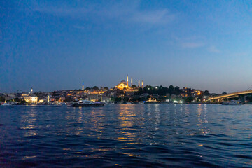 Fototapeta premium View the fantastic night view of Istanbul from the dockside park