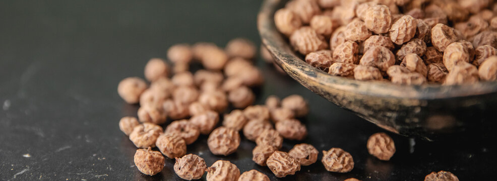 dried tiger nuts in bowl
