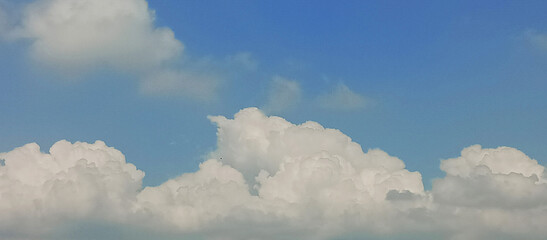 View of the sky with beautiful clustered clouds