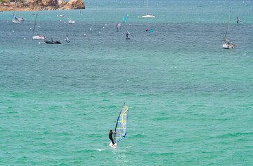 Activité sportive en bord de mer en Bretagne