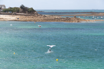 Activité sportive en bord de mer en Bretagne