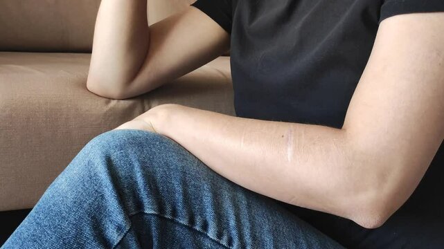 self-harm, auto-aggression and self-harm, mental health and mental illness