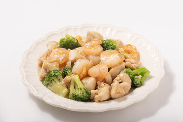 海老と鶏肉とブロッコリーの中華炒め