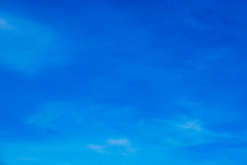 Obraz premium Clear sky background for summer vacation concept at ocean and summer sea water with sunlight of beautiful cloudy sky.concept