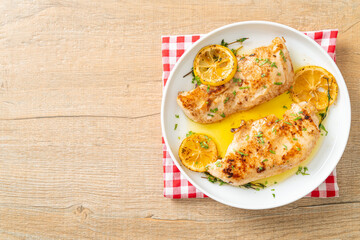 grilled chicken with butter, lemon and garlic