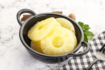 Sweet Canned pineapple in the bowl