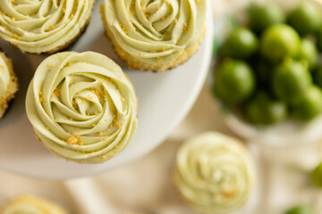 Key Lime Pie Cupcakes
