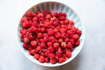 raspberries in a bowl